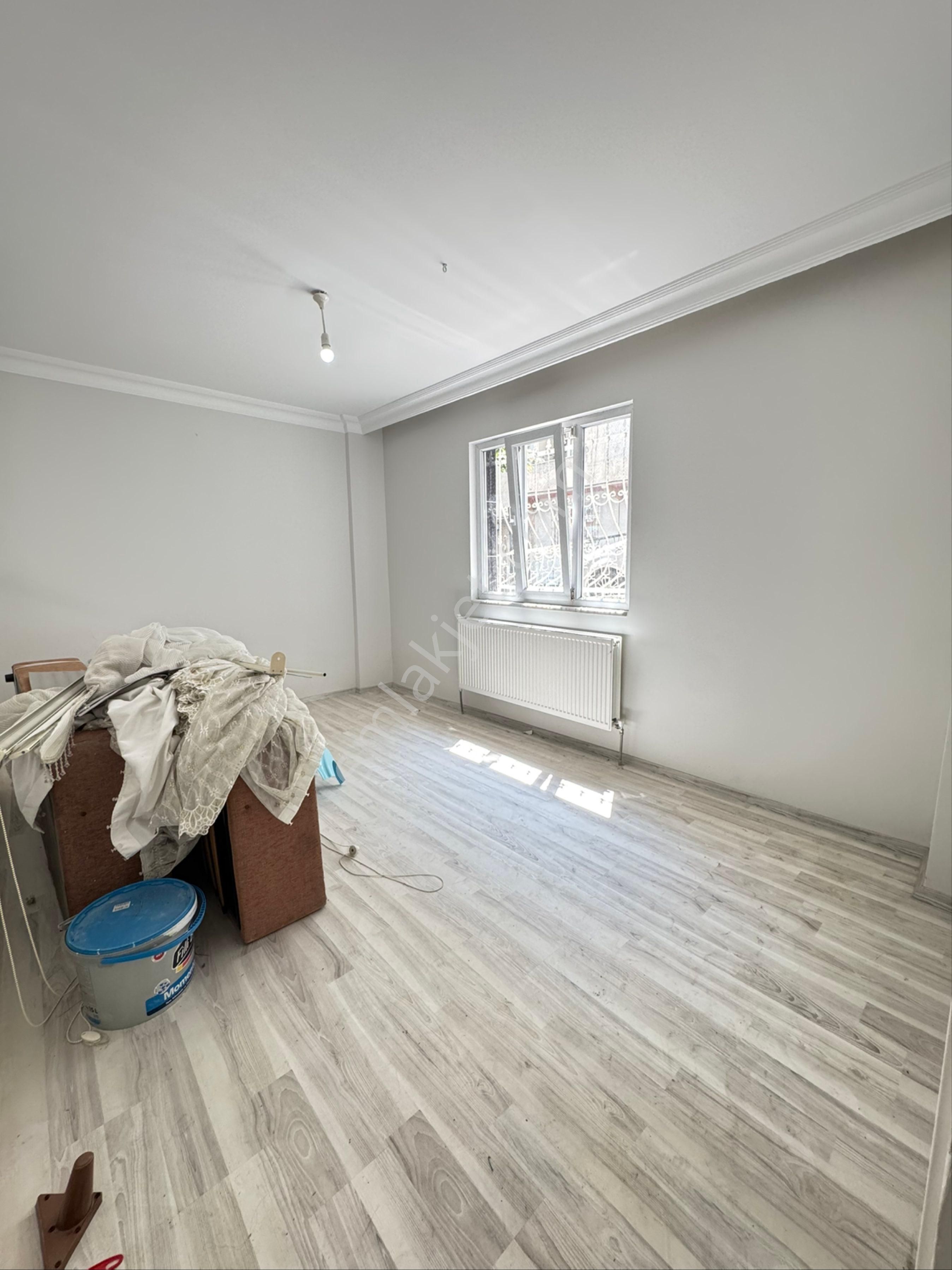Özgür İnşaat'tan Camları Giriş Gibi 2+1 100m2 Yüksek Bahçe Katı