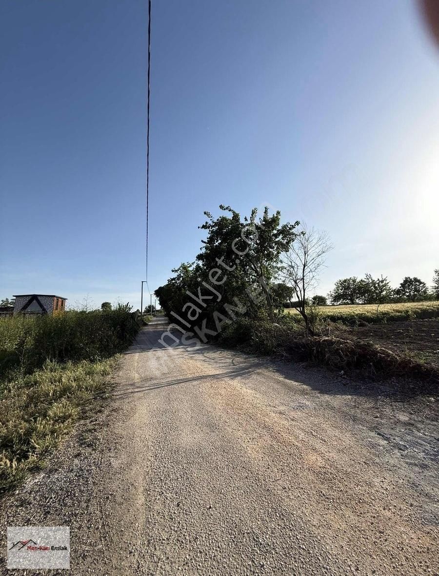 Meskandan Satılık Birolukta 291m2 Hisse