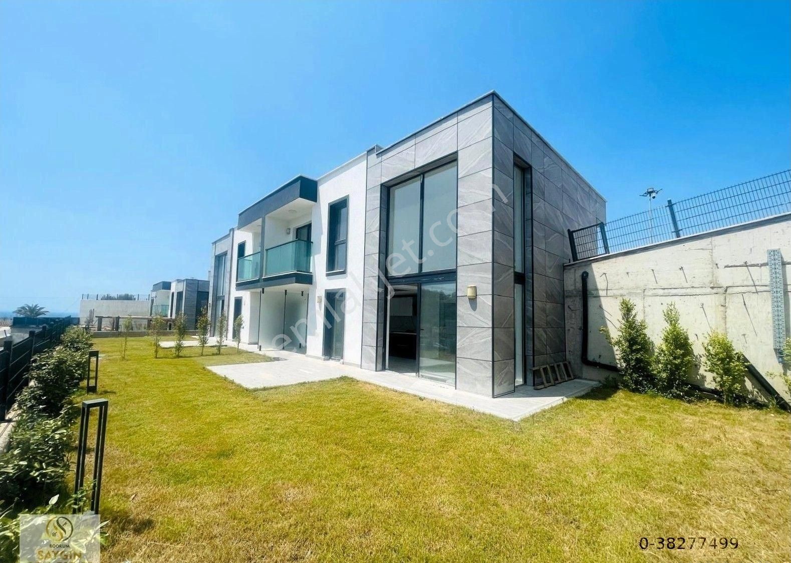 Deniz Manzaralı, Özel Plajlı, Güvenlikli Site , 3 Banyolu Villa - Görsel 18