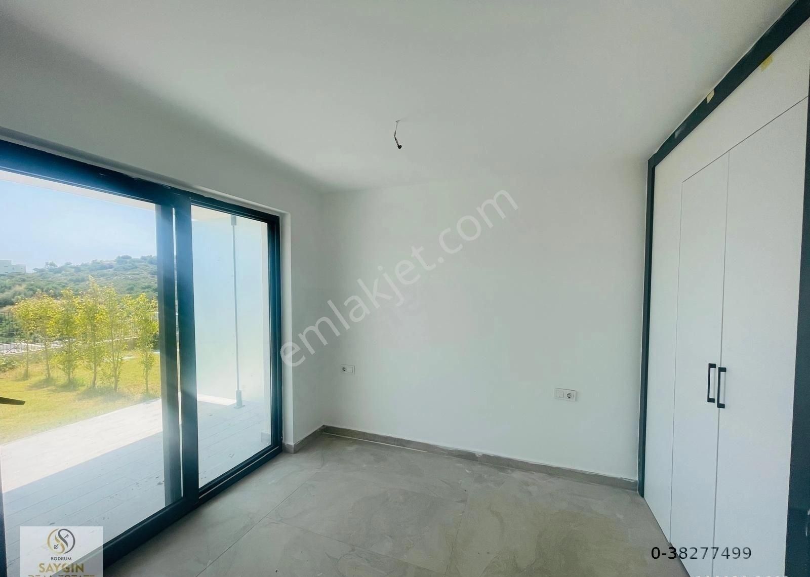 Deniz Manzaralı, Özel Plajlı, Güvenlikli Site , 3 Banyolu Villa - Görsel 17