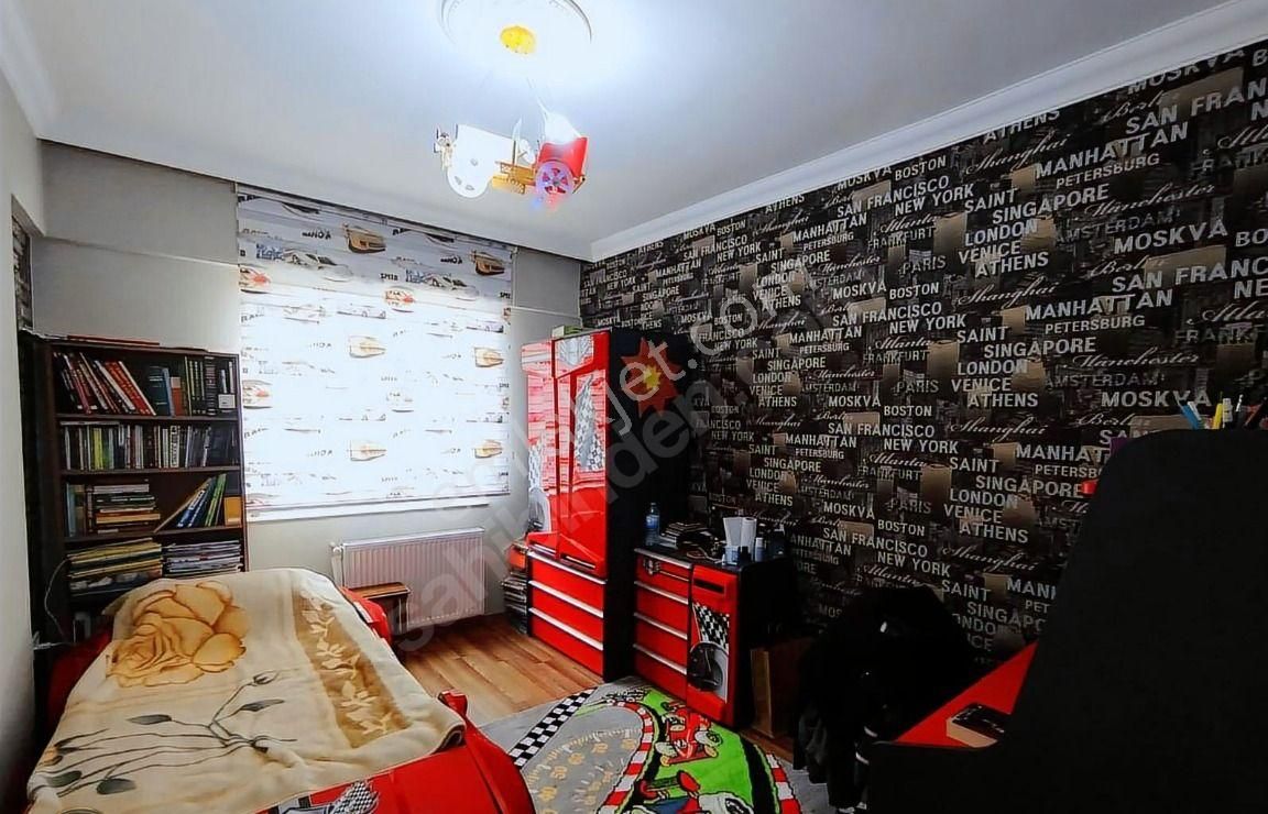 Satılık Şahintepe Mahallesinde Şahinler Vadisi Manzaralı 4+1 Daire