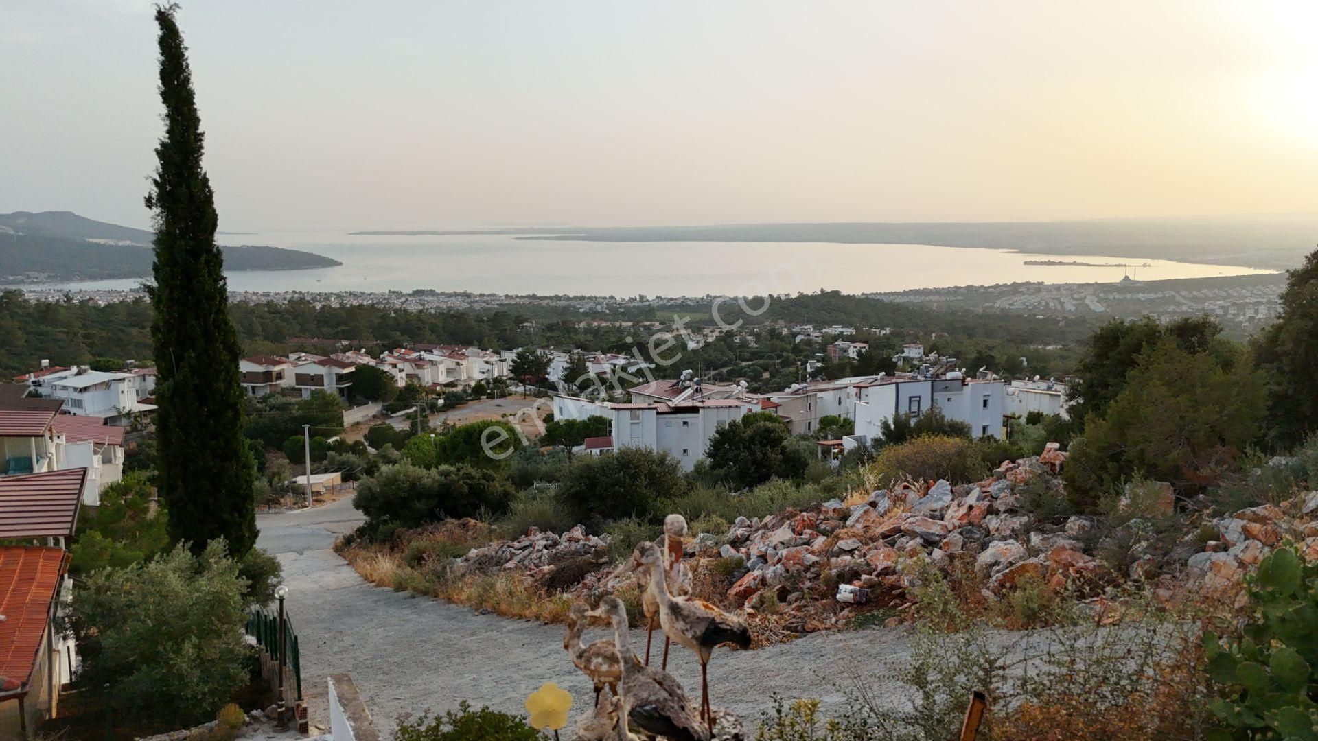 Panoramik Deniz Manzaralı Bitişik Nizam Villa