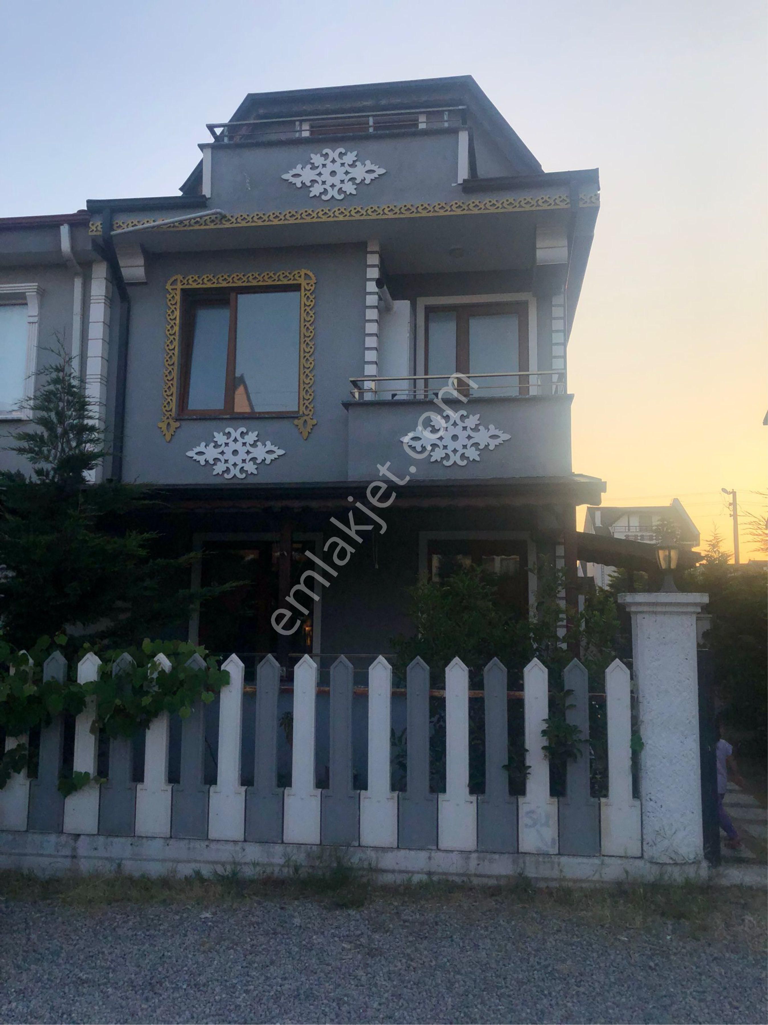 Sahibinden Satılık 3 Katlı Triplex Villa