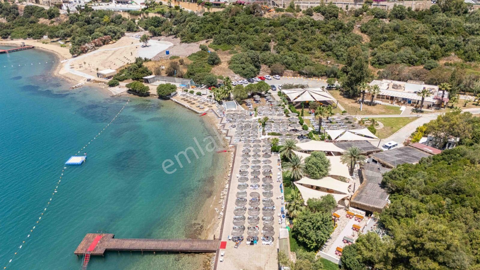 Bodrum Adabükü Deniz Manzaralı Özel Plajlı Villa