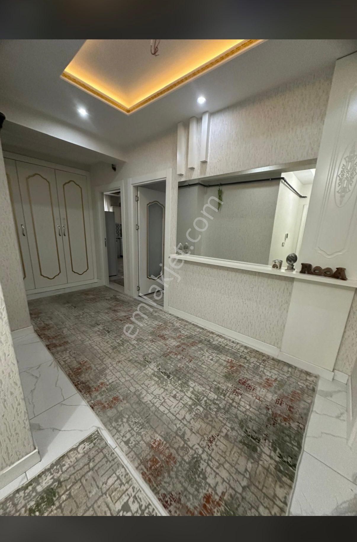 Bağcılar Gölettli Civarı Satılık Daire