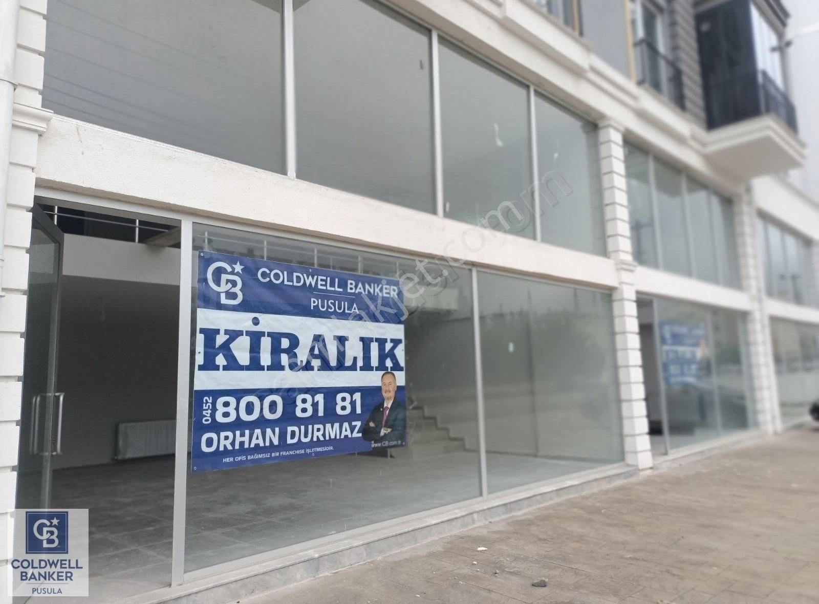 Cumhuriyet Mahallesi'nde Kiralık İş Yeri