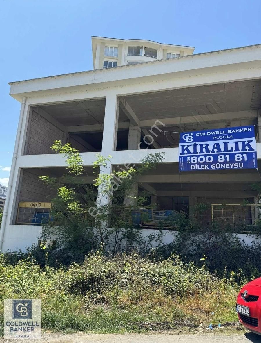 Şahincili Mahallesinde 2 Katlı İşyeri