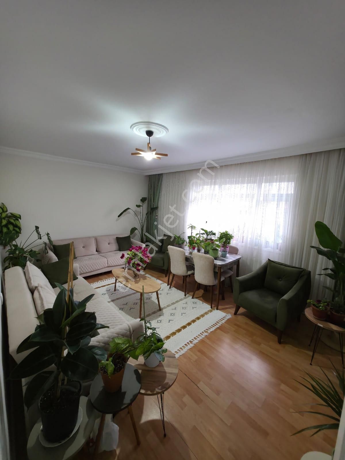 Pınarbaşı Mah'de 3+1 Arakat Bağımsız Asansörlü Güney Cephe Daire