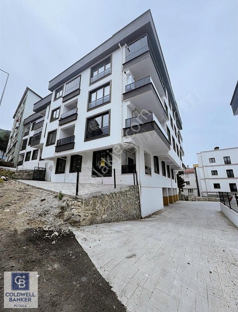 Ordu Şehir Merkezinde Eski Valiliğin Arkasında Satılık Daireler