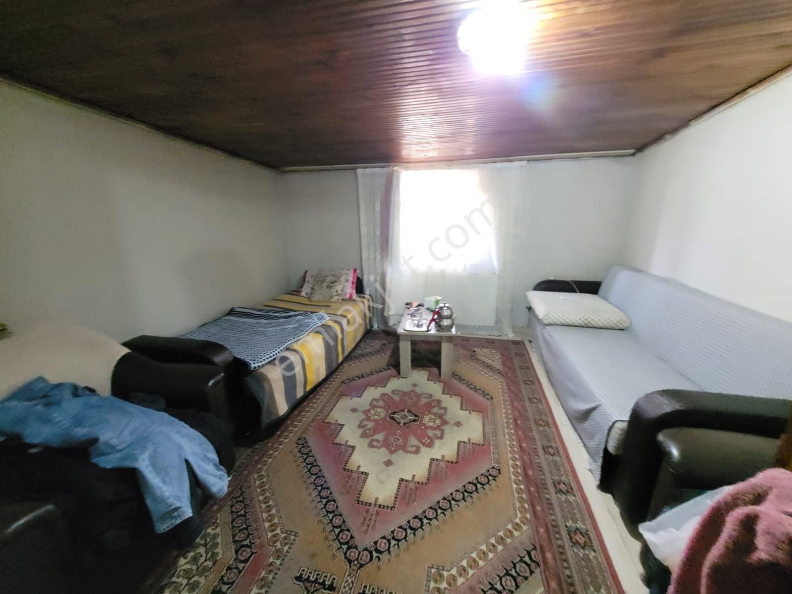 Özgür İnşaat'tan Sultançiftliği Mah'de Acil Satılık Çatı Katı Daire - Görsel 14