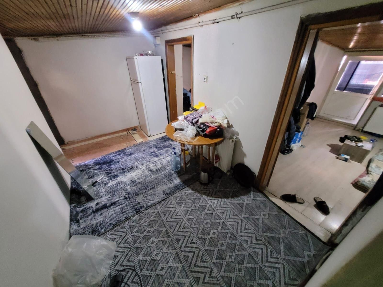 Özgür İnşaat'tan Sultançiftliği Mah'de Acil Satılık Çatı Katı Daire - Görsel 6