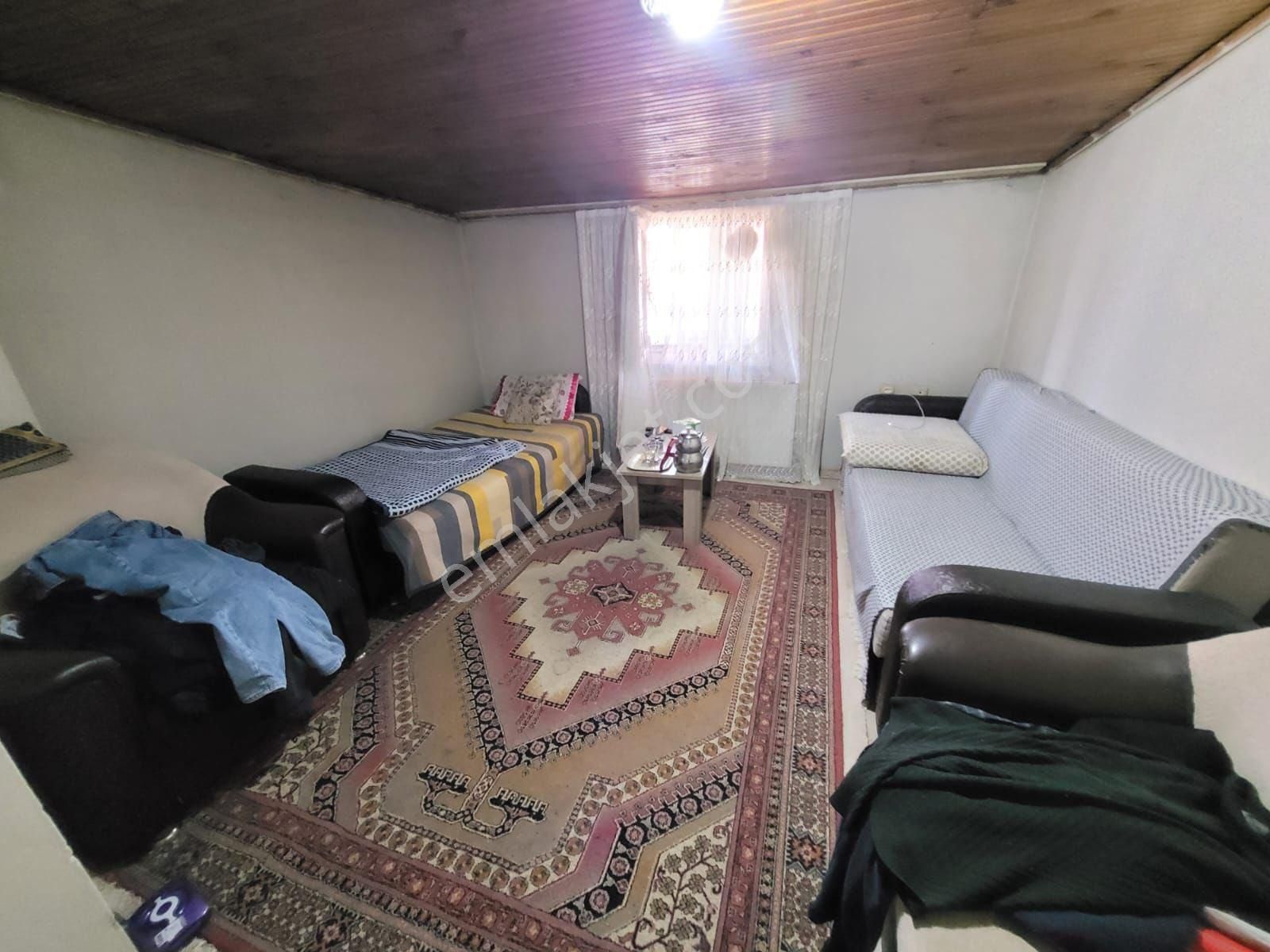 Özgür İnşaat'tan Sultançiftliği Mah'de Acil Satılık Çatı Katı Daire - Görsel 17