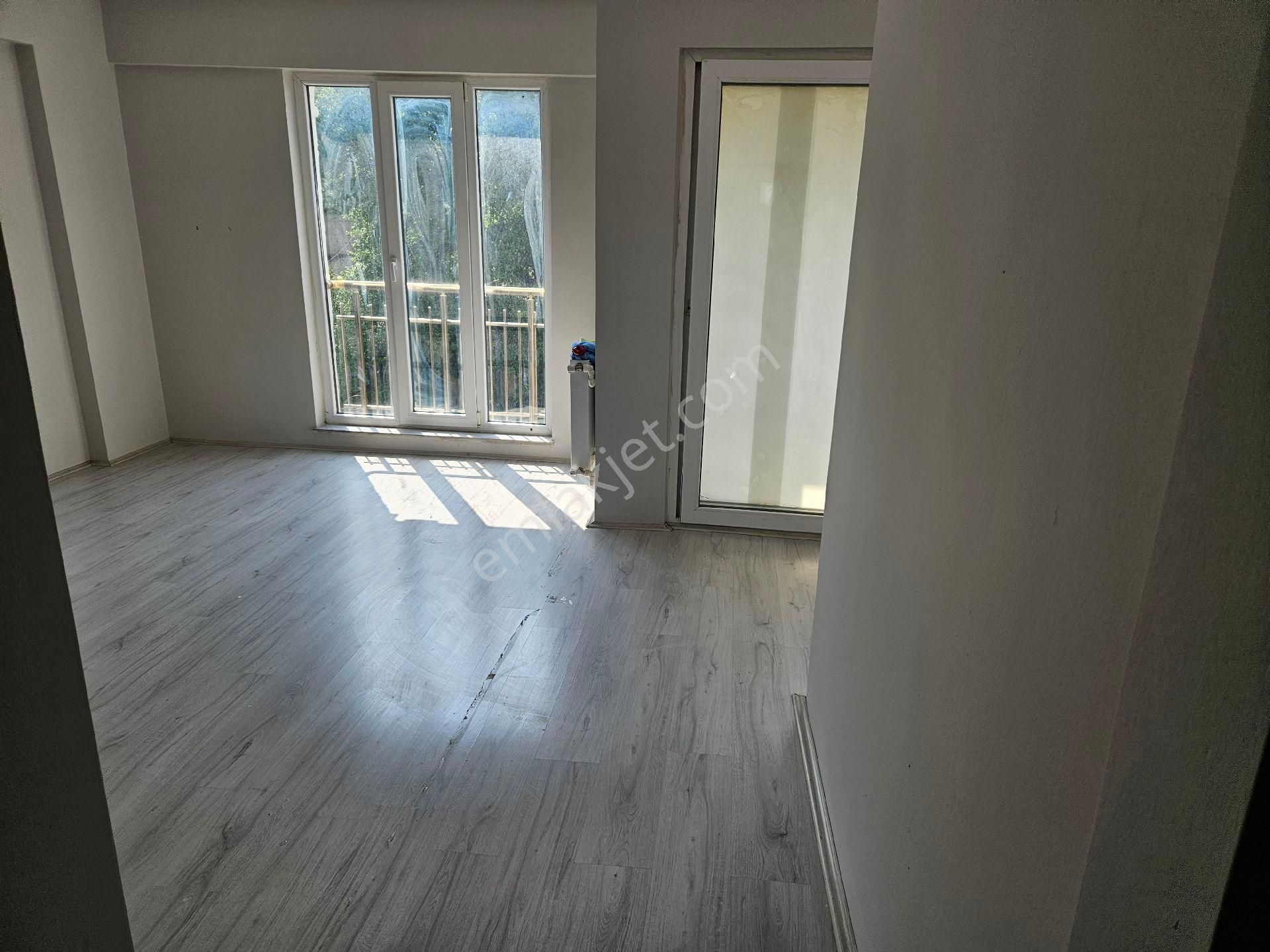 Osmanıye Mahallesınde Bekarlara Kıralık Daıre