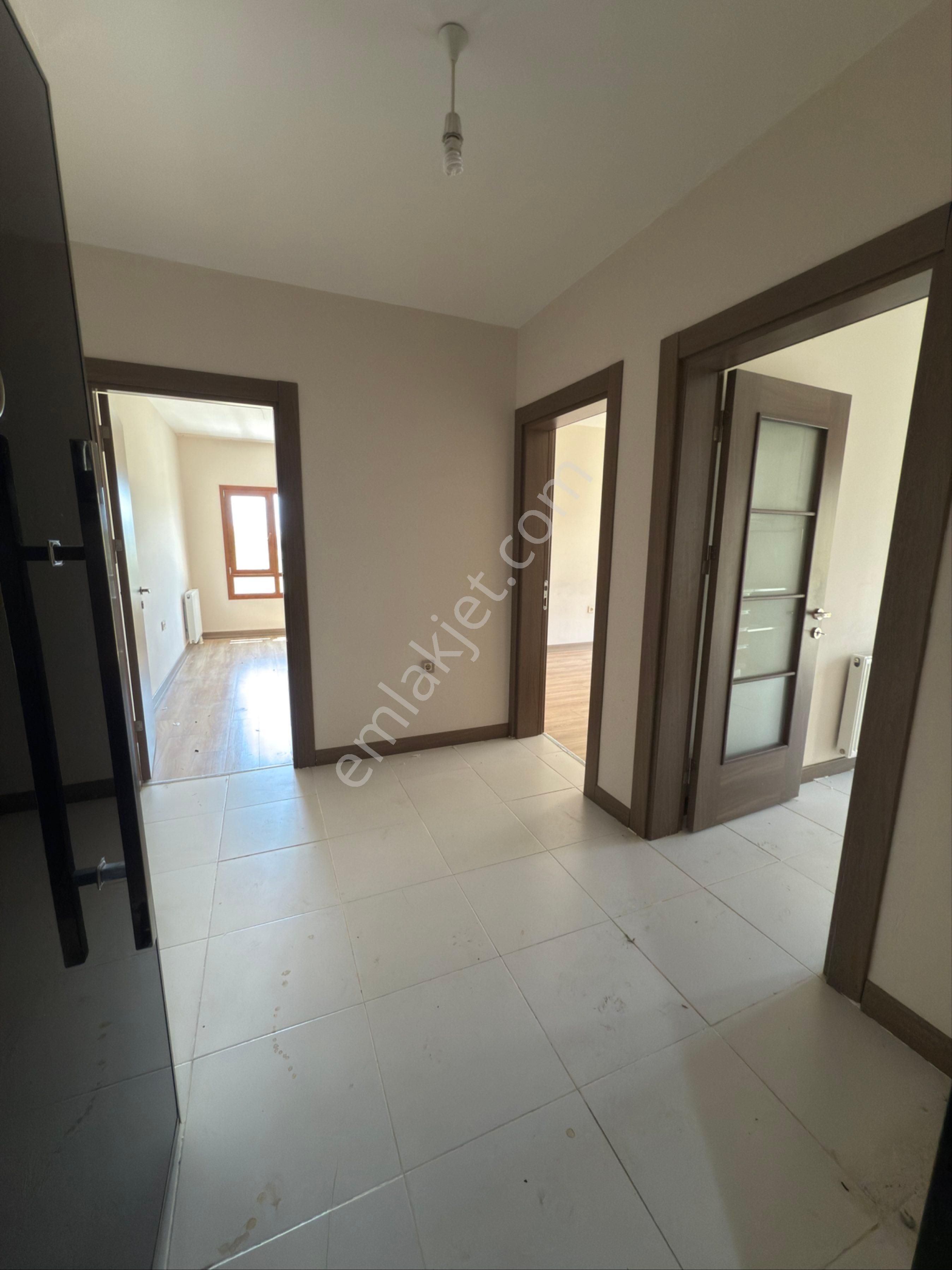 Akyörük Gayrimenkulden Kiralık 2+1 Daire