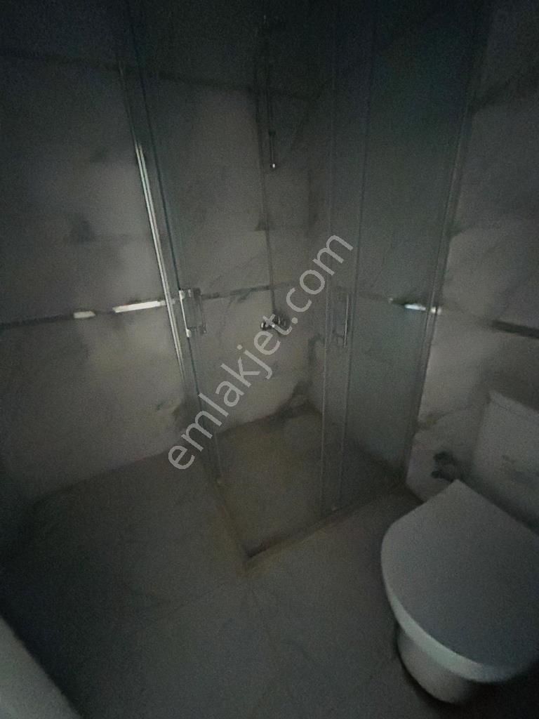 Kaçmaz'dan Sıfır Muhteşem Bahçe Teraslı Otoparklı 2+1 - Görsel 22