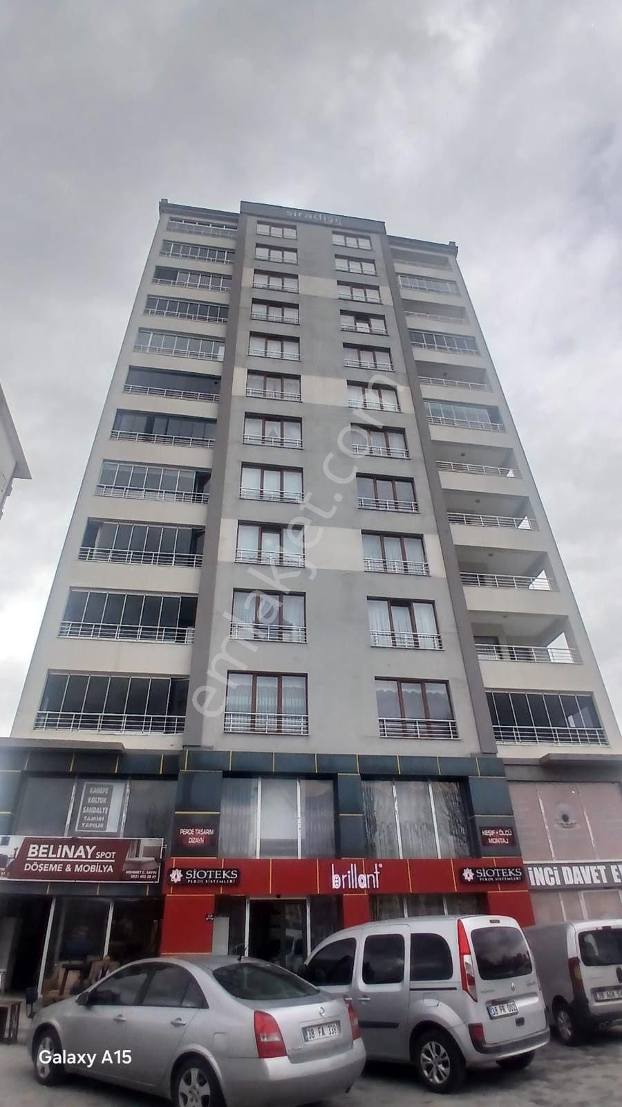 Serkent De Cadde Üzeri Son Kat Severlere Özel Yap Sat Daire