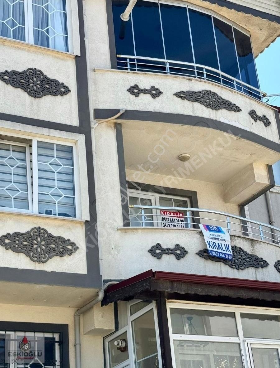 32 Evler Parkına Yakın Kombili Eşyalı 1+1 Daire