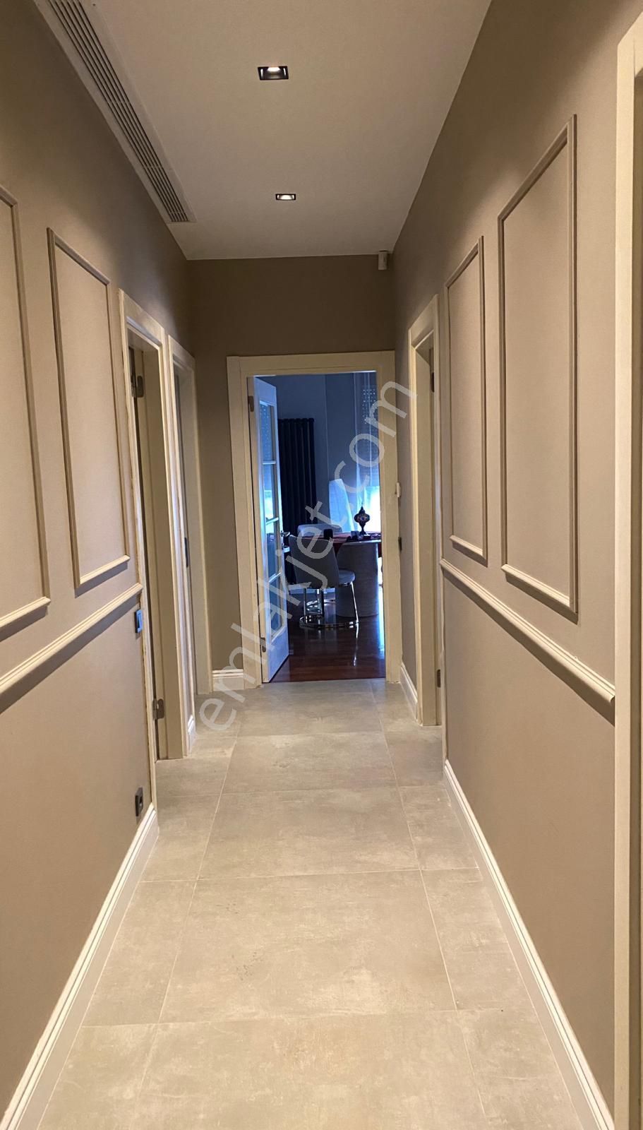 Caddebostan Sahilde 2,5+1, Net 96m2 Kapalı Garaj Ve Depo Alanı - Görsel 13