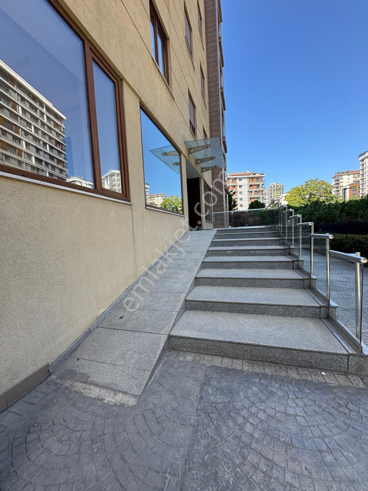 Caddebostan Sahilde 2,5+1, Net 96m2 Kapalı Garaj Ve Depo Alanı - Görsel 23