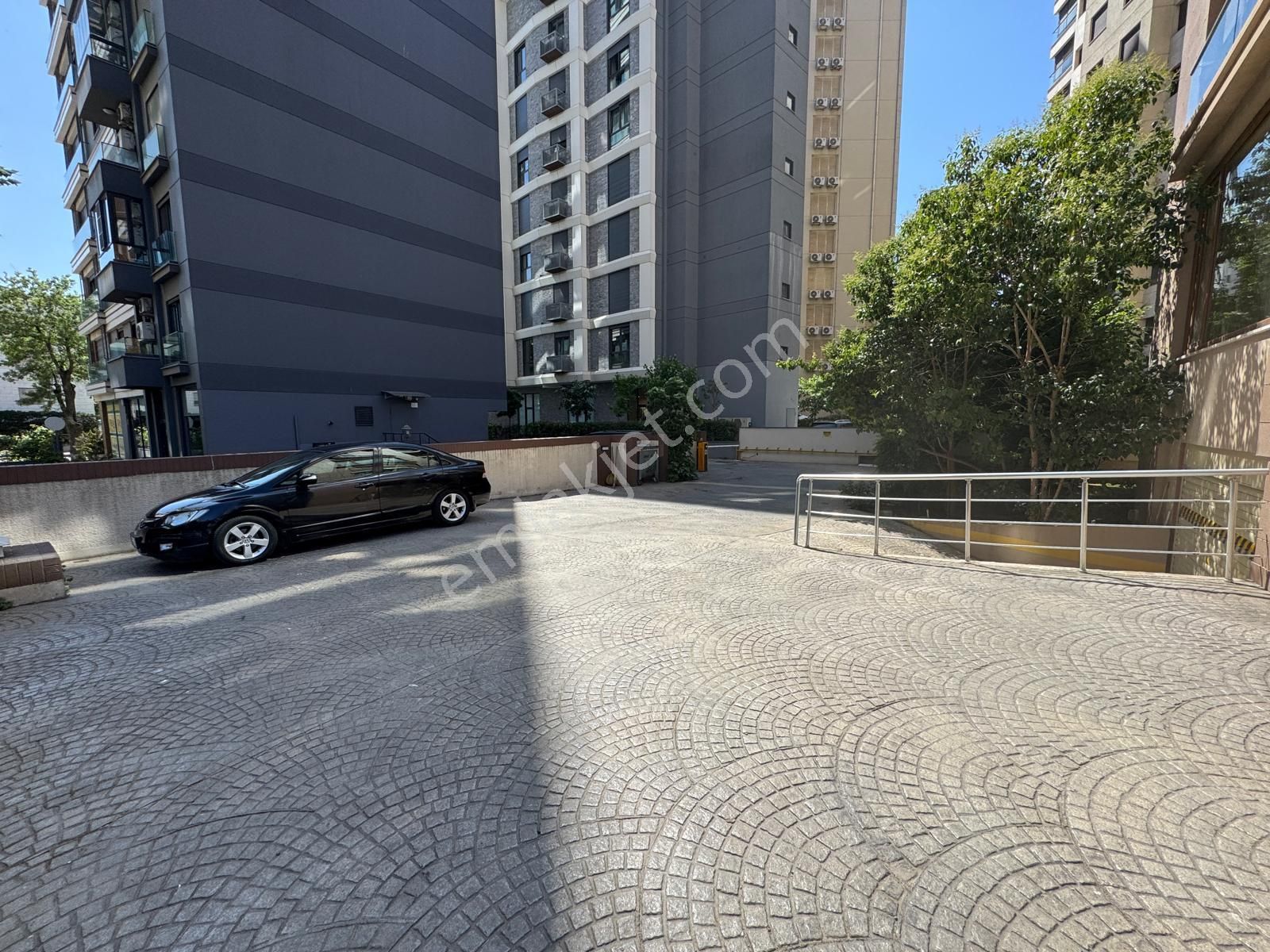 Caddebostan Sahilde 2,5+1, Net 96m2 Kapalı Garaj Ve Depo Alanı - Görsel 22