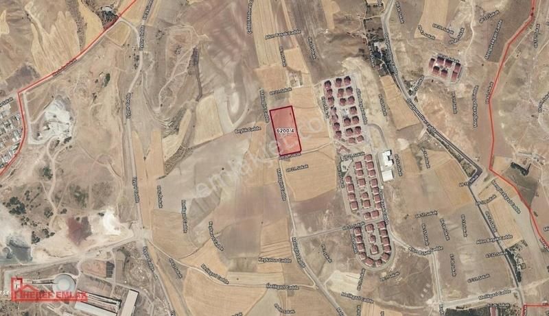 Hedef Emlaktan Yapı Mahallesinde 1000 M2 Arsa