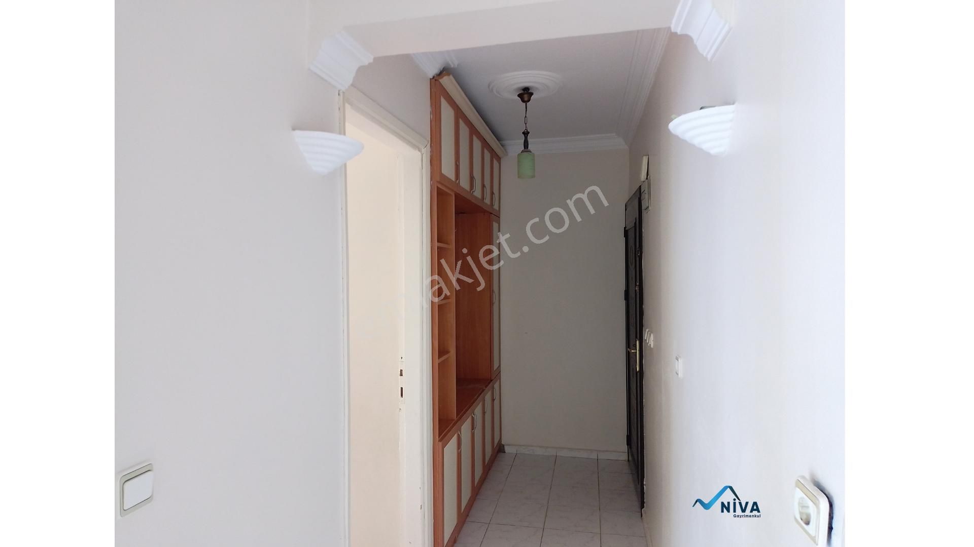 Kuşadası İkiçeşmelik Mah. 2+1 Kaçırılmayacak Kelepir Daire - Görsel 3