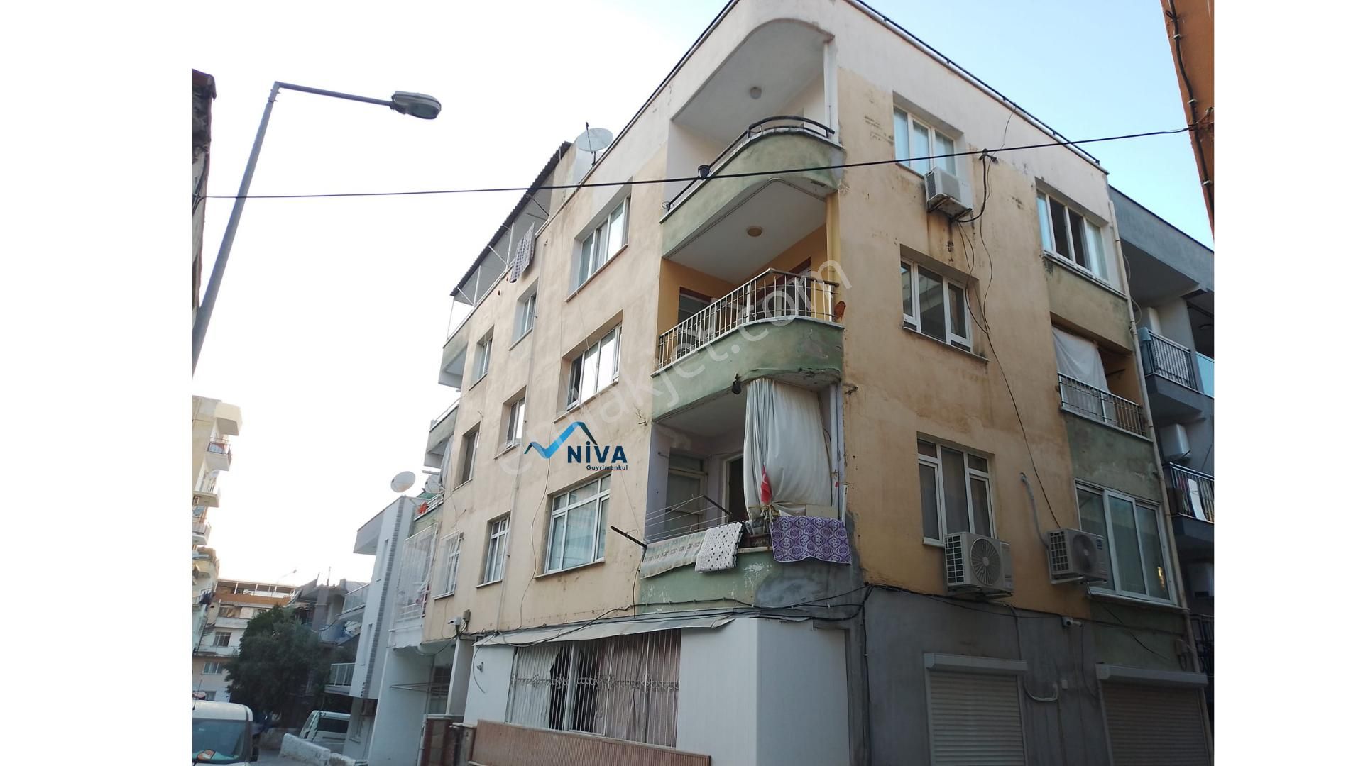 Kuşadası İkiçeşmelik Mah. 2+1 Kaçırılmayacak Kelepir Daire - Görsel 2