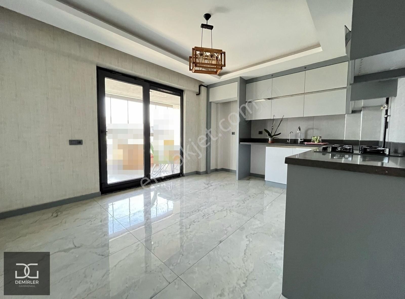 Demirler'den Yenişafak'ta Site İçi E. Banyolu 3+1 Lüks Daire