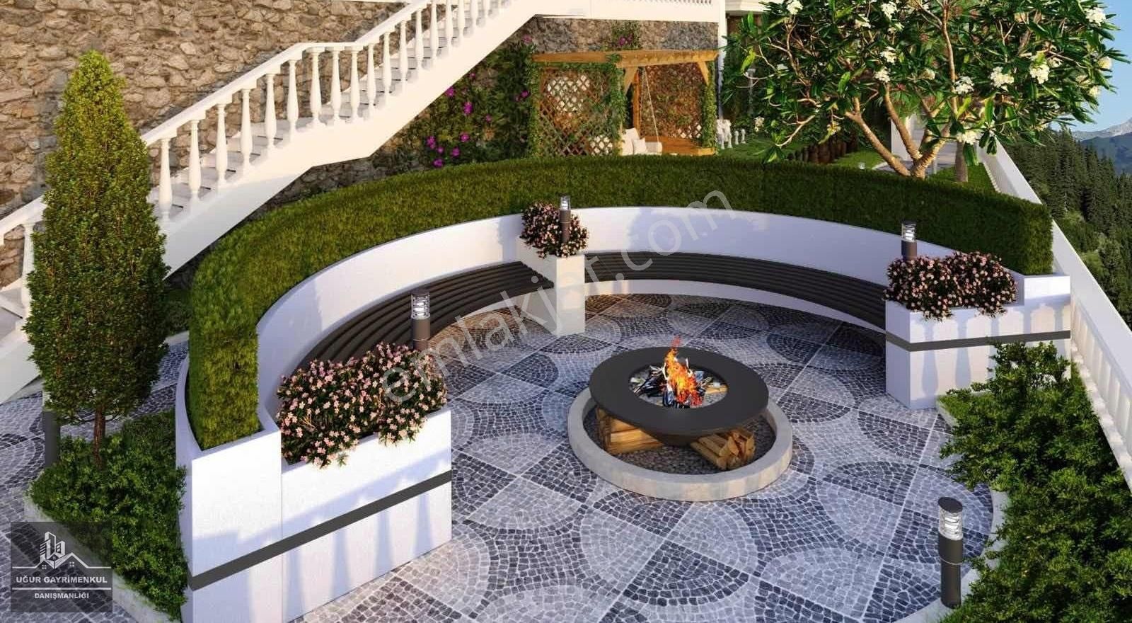 Uğur Gayrimenkul'den Manastır Panoramik Manzara Tripleks Villa