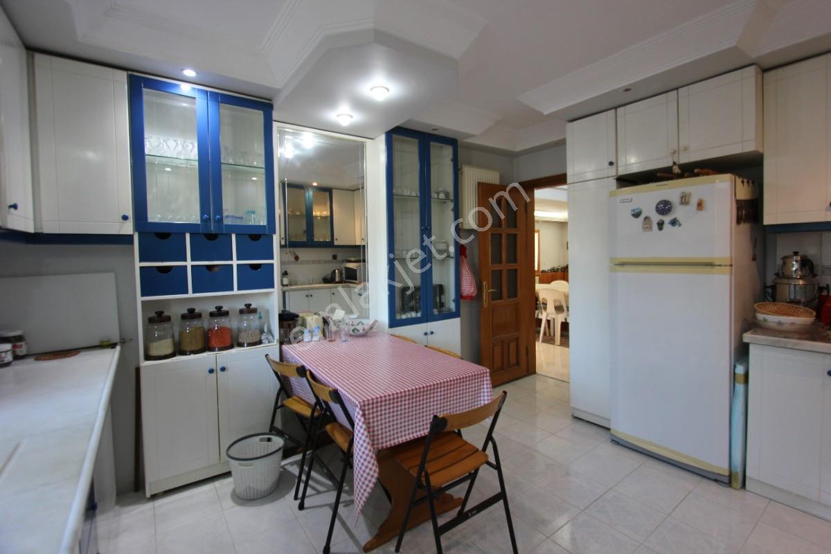 Çatalcada Müstakil Havuzlu Çift Katlı Havuzlu Villa - Görsel 8