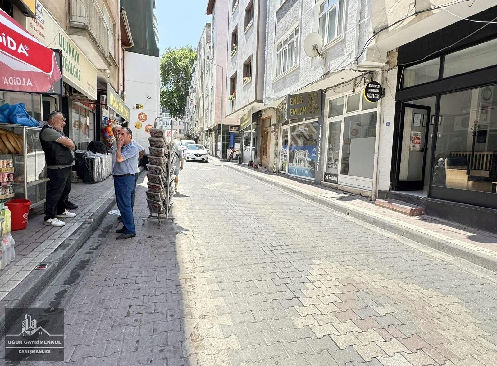 Uğur Gayrimenkul'den Kayhan'da Sahile Yakın Satılık 3+1 Daire