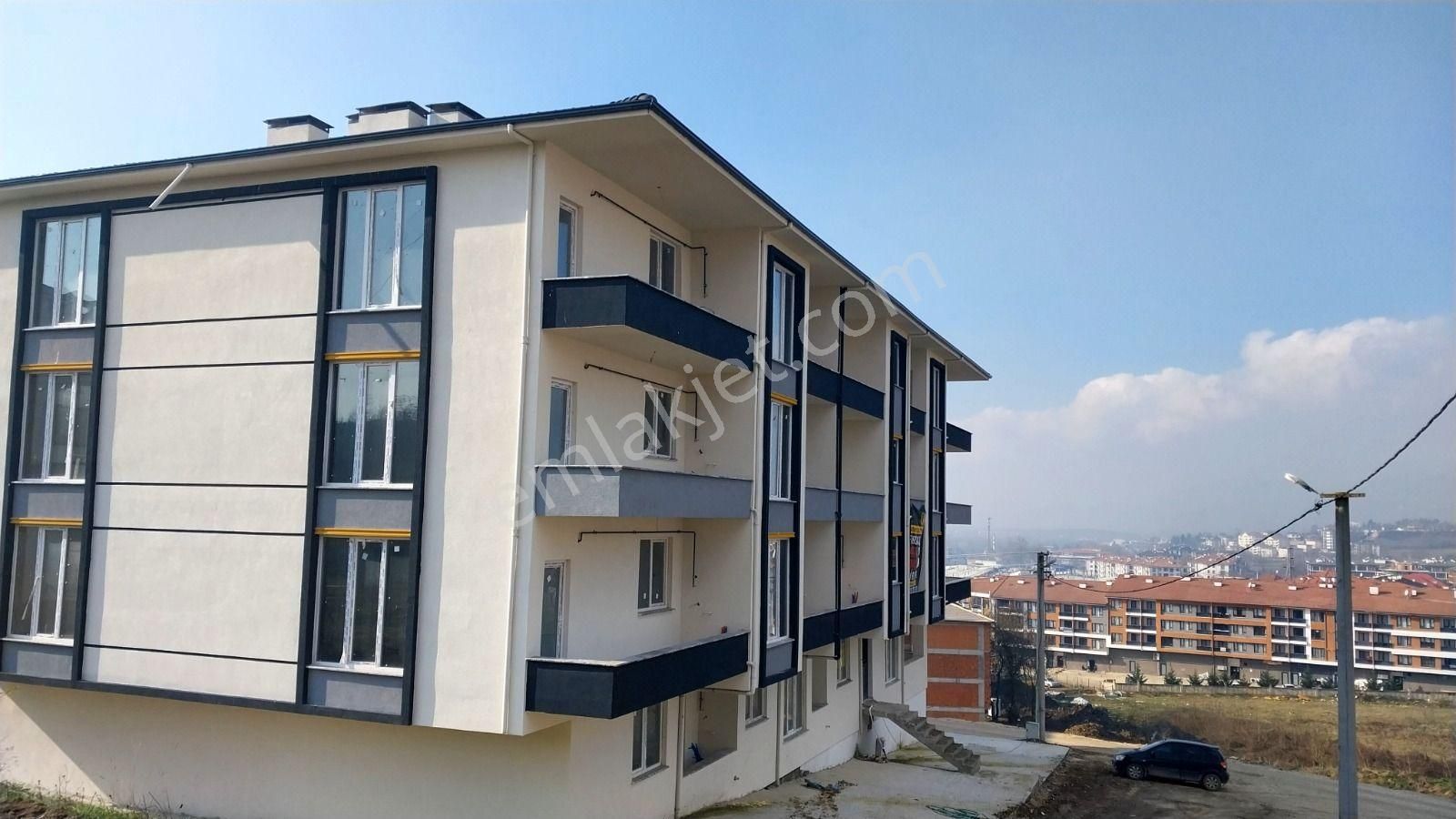 Üniversite Ve Hastaneye Yakın Yatırımlık Satılık 1+1 Daire