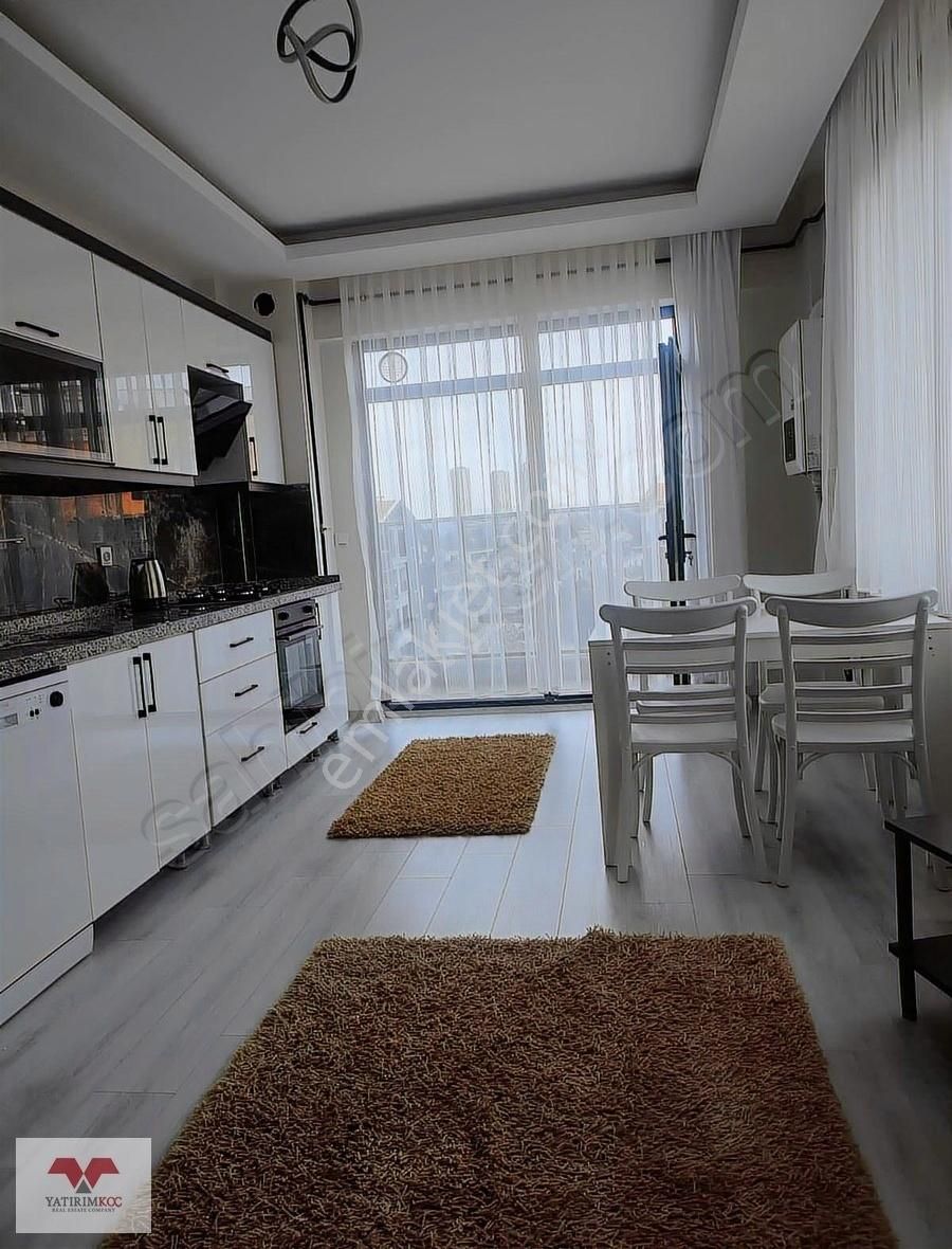 İncek'te Bulvara Yakın Eşyalı 1+1 Daire