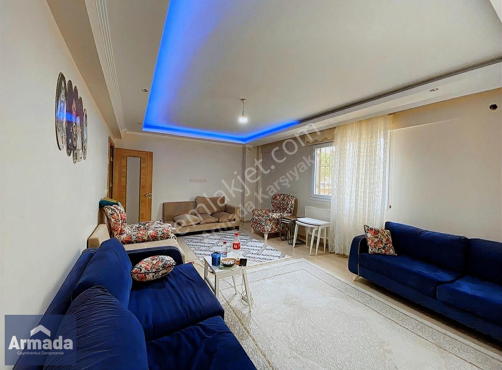 Menemen Uğur Mumcu Mahallesi'nde 3+1 Ferah Satılık Daire