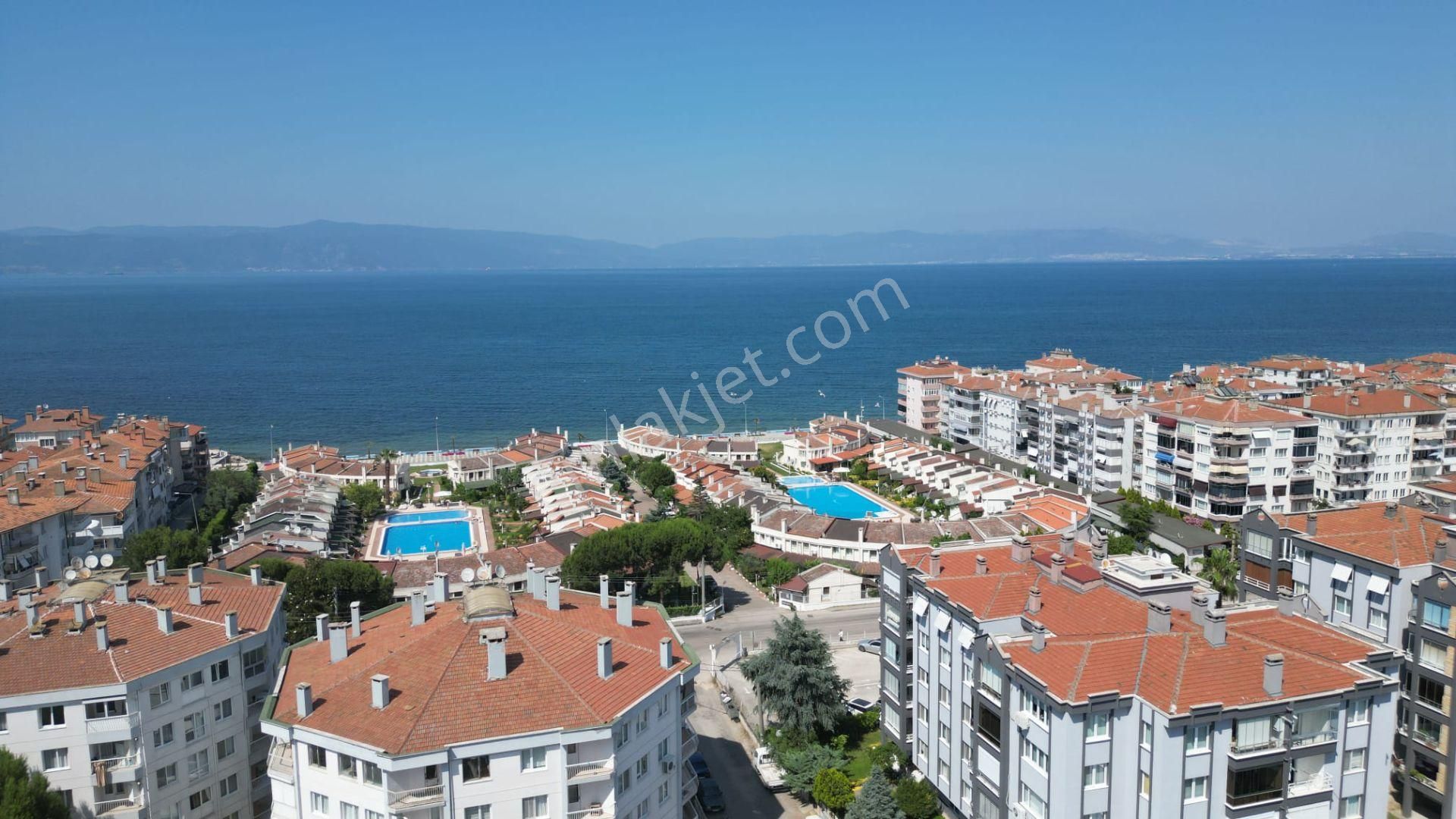 Mudanya Güzelyalı Yalı Mahalle 3+1 Daire Denize 200 Mt Mesafede