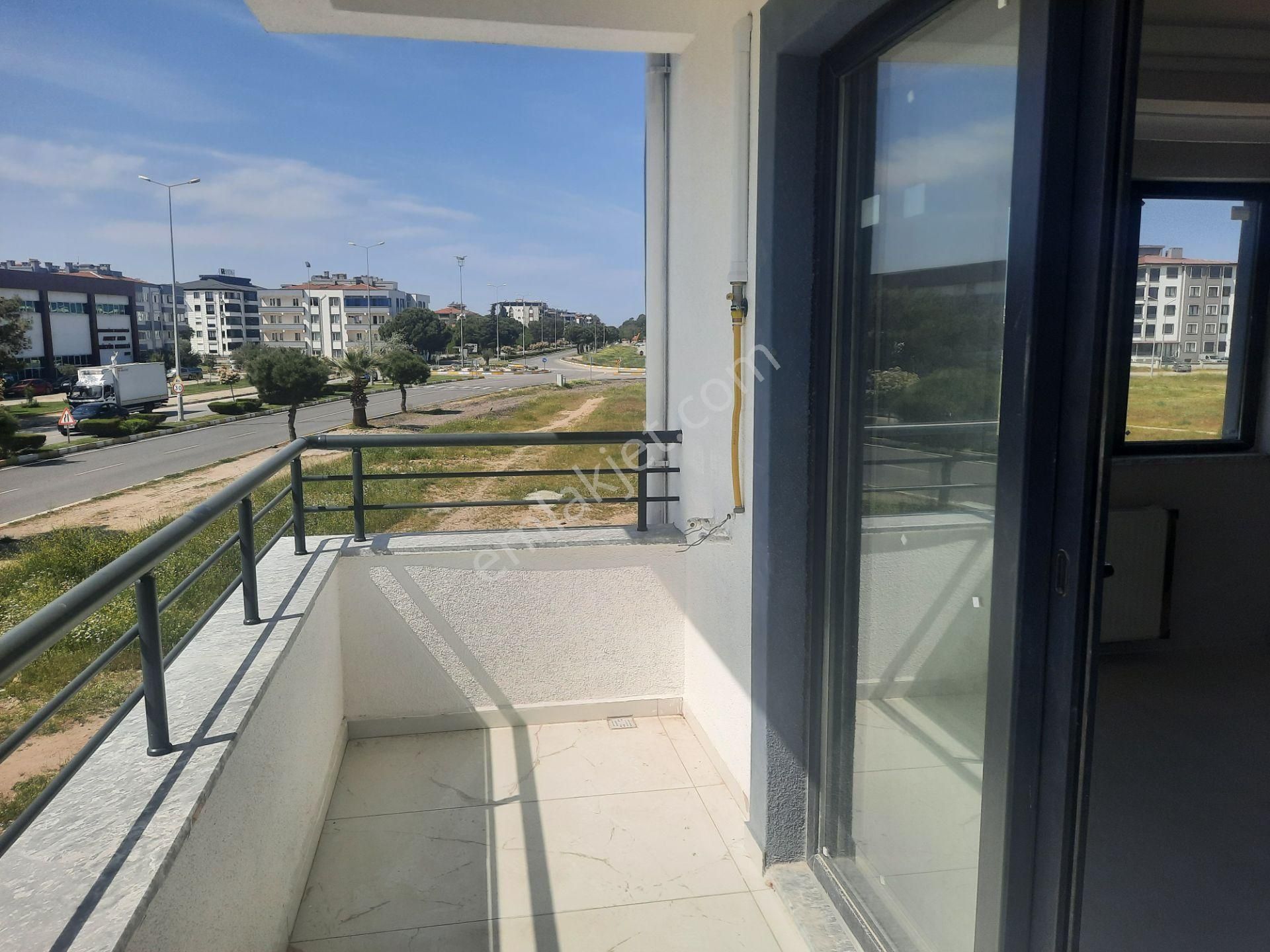 Ören Yoluna Sıfır Komumda Satılık 1+1 Daire - Görsel 13