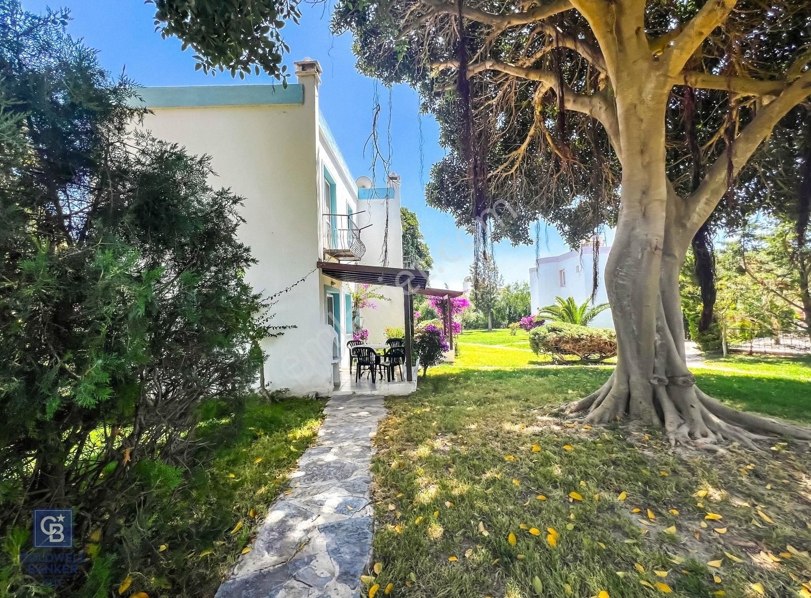 Bodrum, Avta'da Denize 5 Dakika Mesafede Üst Kat 1+1 Daire