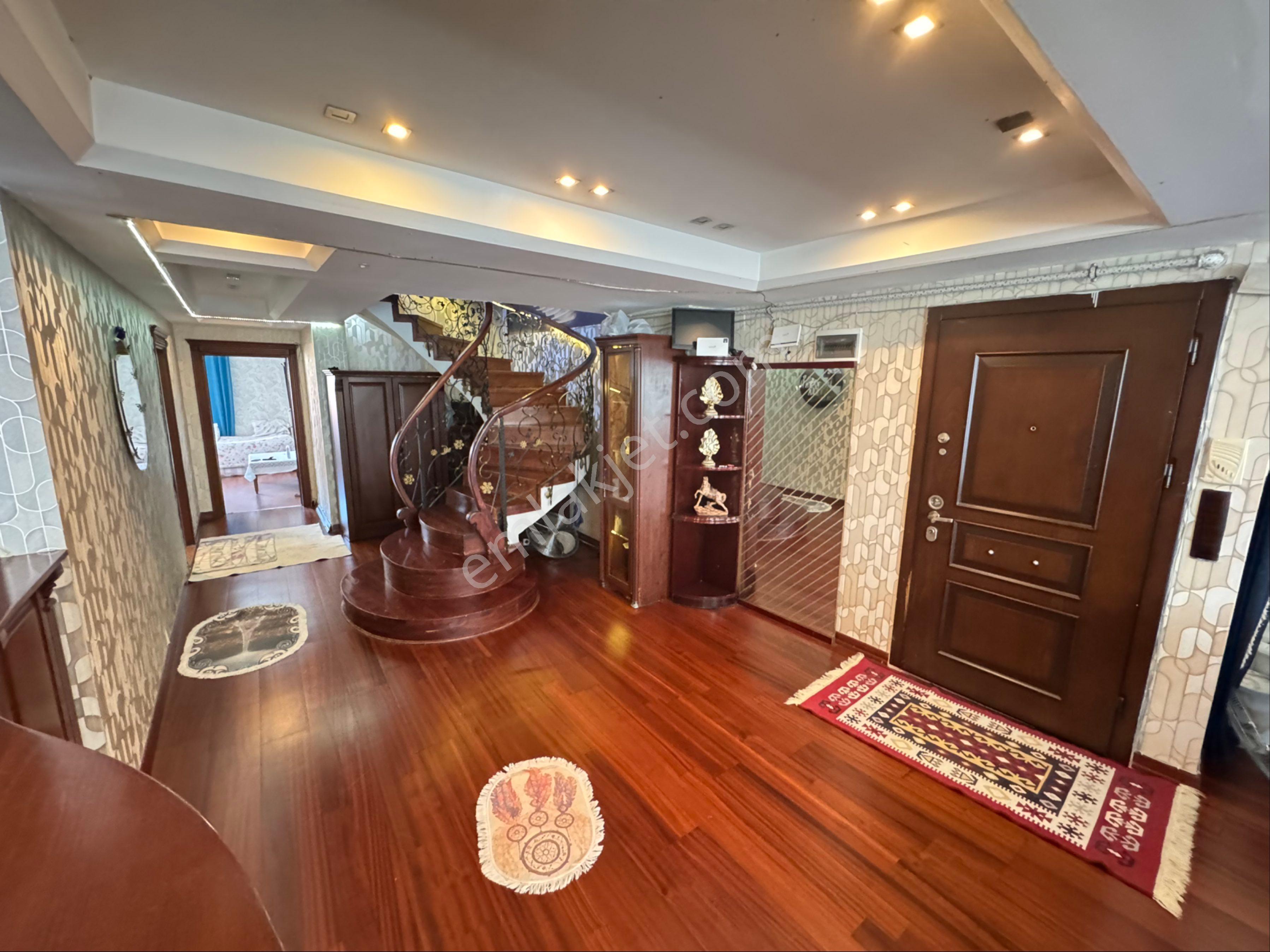 Furkan Emlaktan Çiftlik Mh 5+1 300m2 3.kat Asansörlü Caddeye Cephe Krediye Uygun Fırsat Daire - Görsel 5