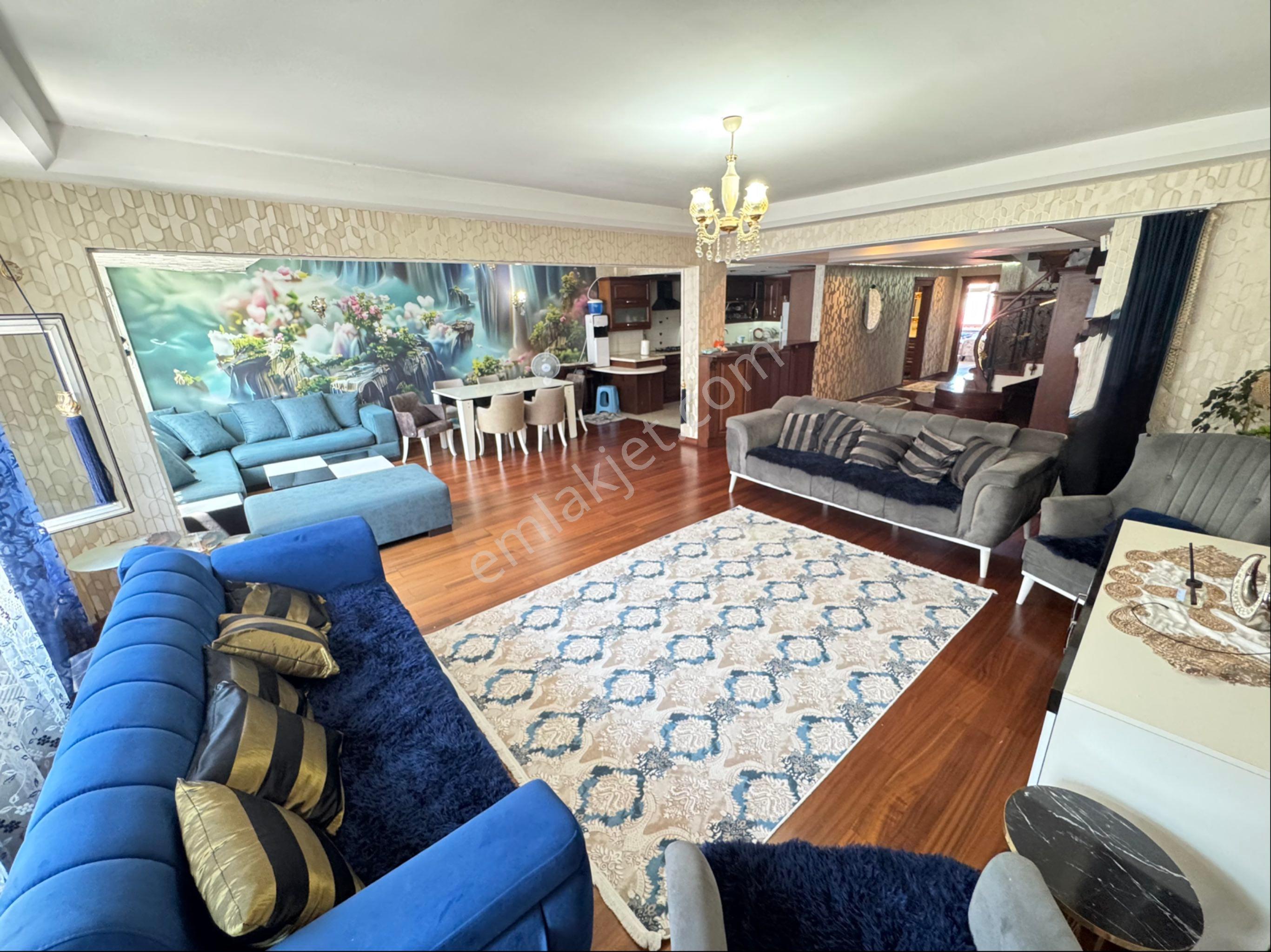 Furkan Emlaktan Çiftlik Mh 5+1 300m2 3.kat Asansörlü Caddeye Cephe Krediye Uygun Fırsat Daire - Görsel 2