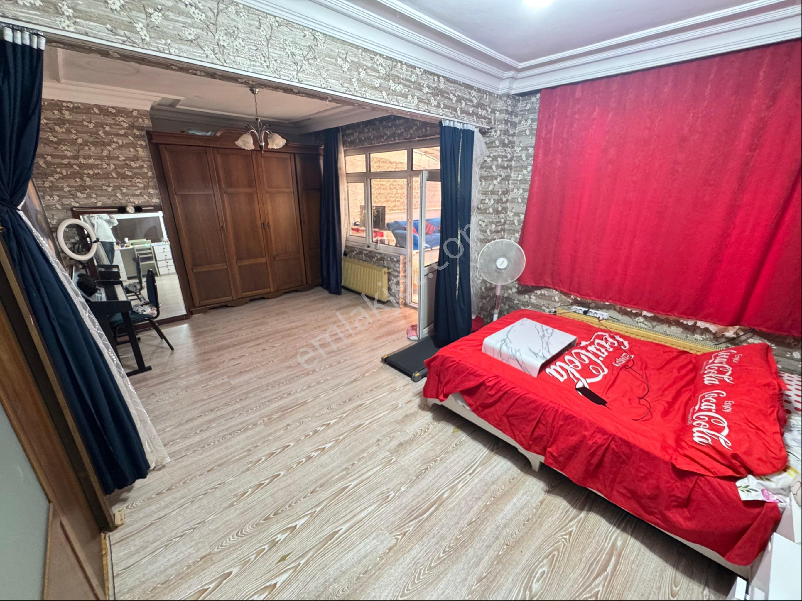 Furkan Emlaktan Çiftlik Mh 5+1 300m2 3.kat Asansörlü Caddeye Cephe Krediye Uygun Fırsat Daire - Görsel 18