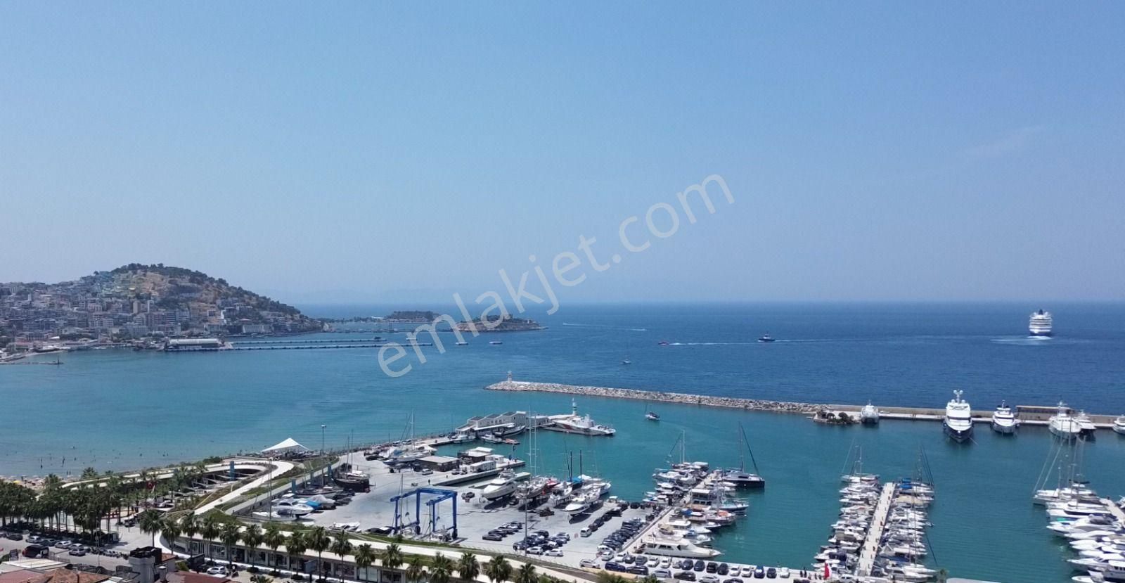 Marina Bölgesinde Full Deniz Manzaralı 2 Ayrı Girişli Dubleks Daire