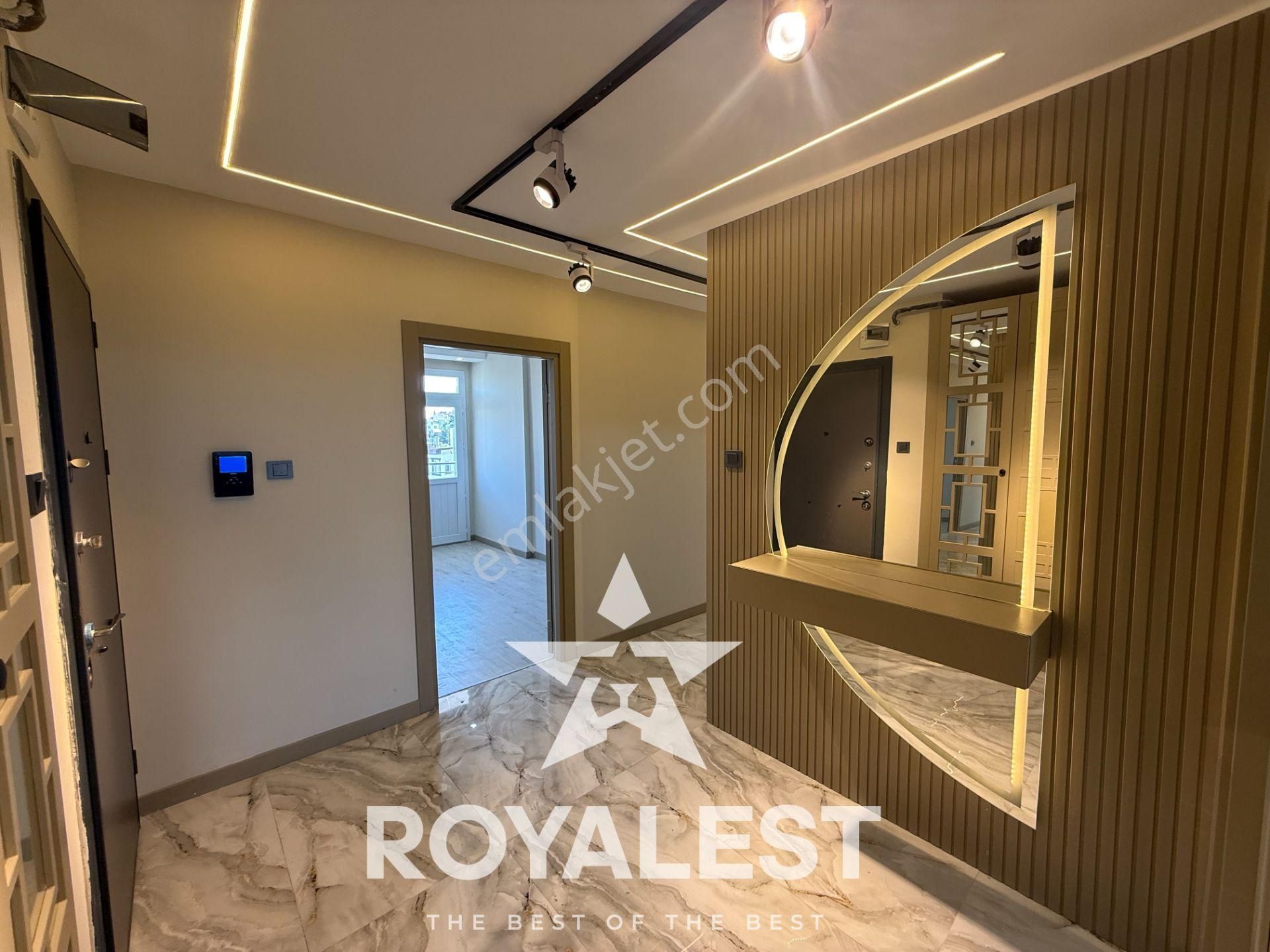 Royalestten 4+1 Kapalı Mutfak T.özal Gündogdu Kolej Civarı