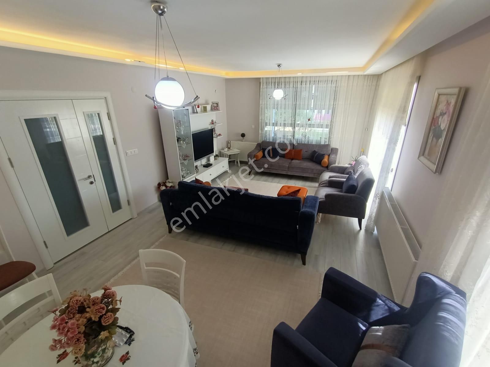 Uygar Gayrimenkul Edremit Cennetayağı Satılık 3+1 Daire Ara Kat