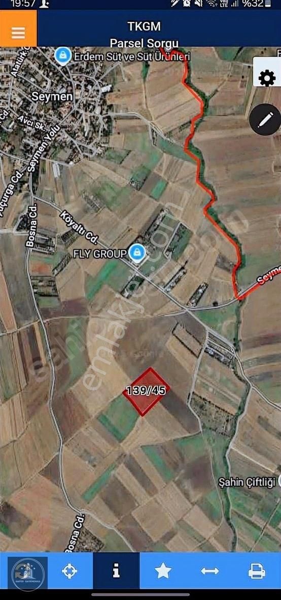 Silivri Seymen'de Merkeze Yakın Arsa Yola 10 Dk Yürüme Mesafesi