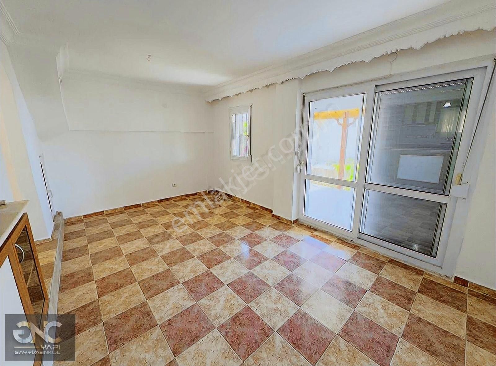 Didim Akbükte Denize 400 Metre Mesafede Geniş Bahçeli 3+1 Yazlık - Görsel 5