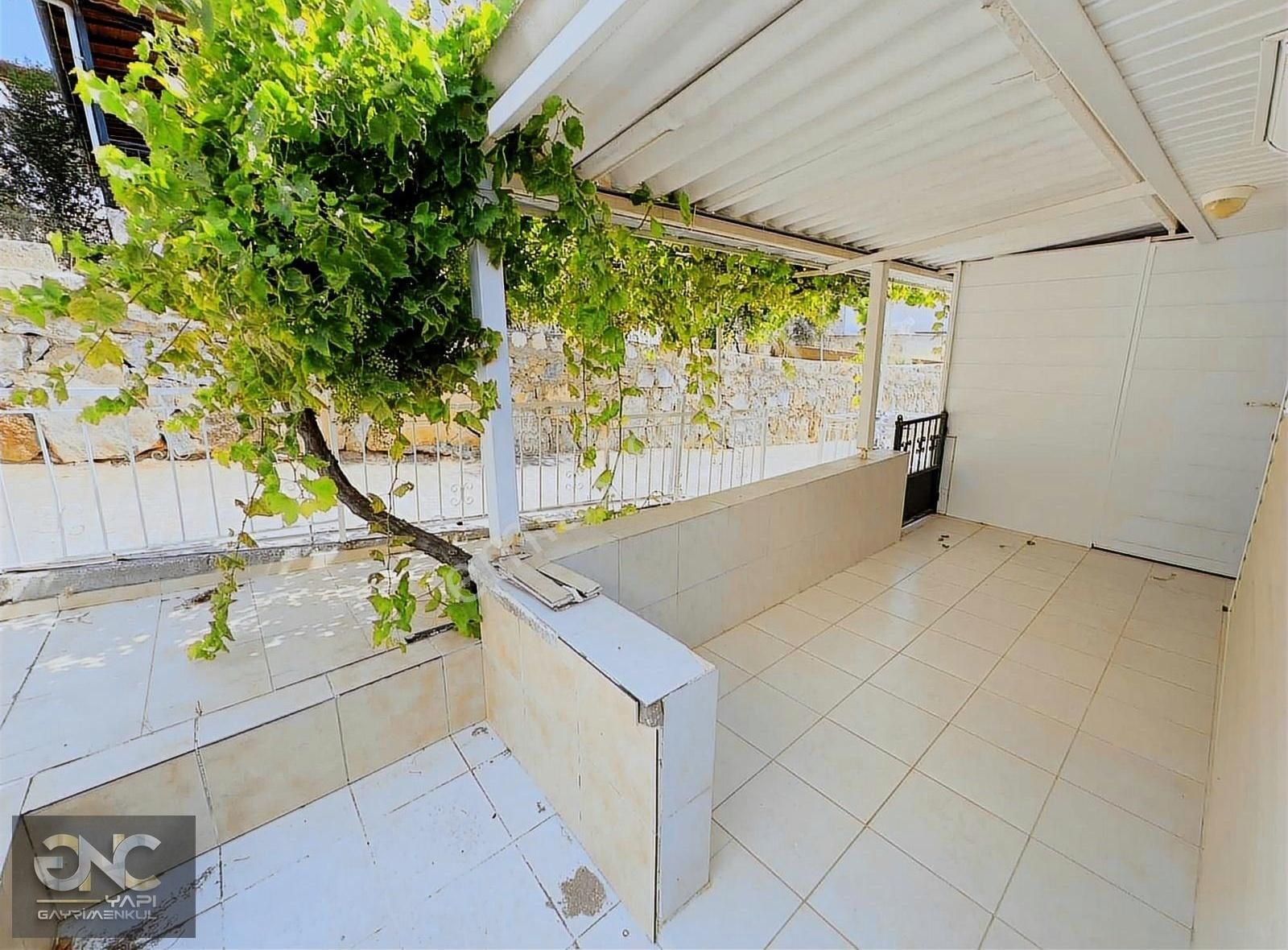 Didim Akbükte Denize 400 Metre Mesafede Geniş Bahçeli 3+1 Yazlık - Görsel 28