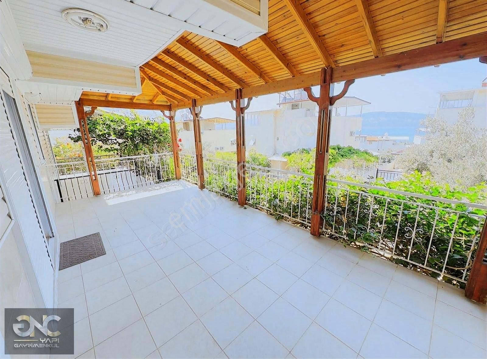 Didim Akbükte Denize 400 Metre Mesafede Geniş Bahçeli 3+1 Yazlık - Görsel 22