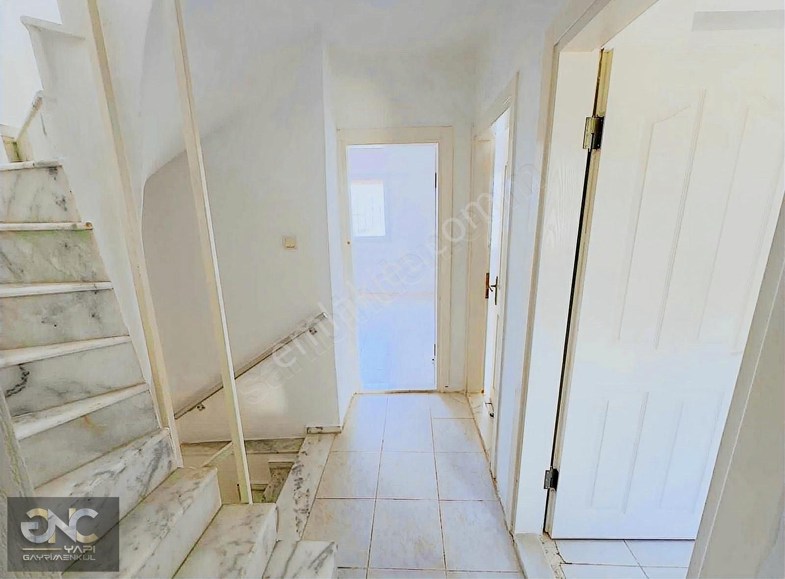 Didim Akbükte Denize 400 Metre Mesafede Geniş Bahçeli 3+1 Yazlık - Görsel 10