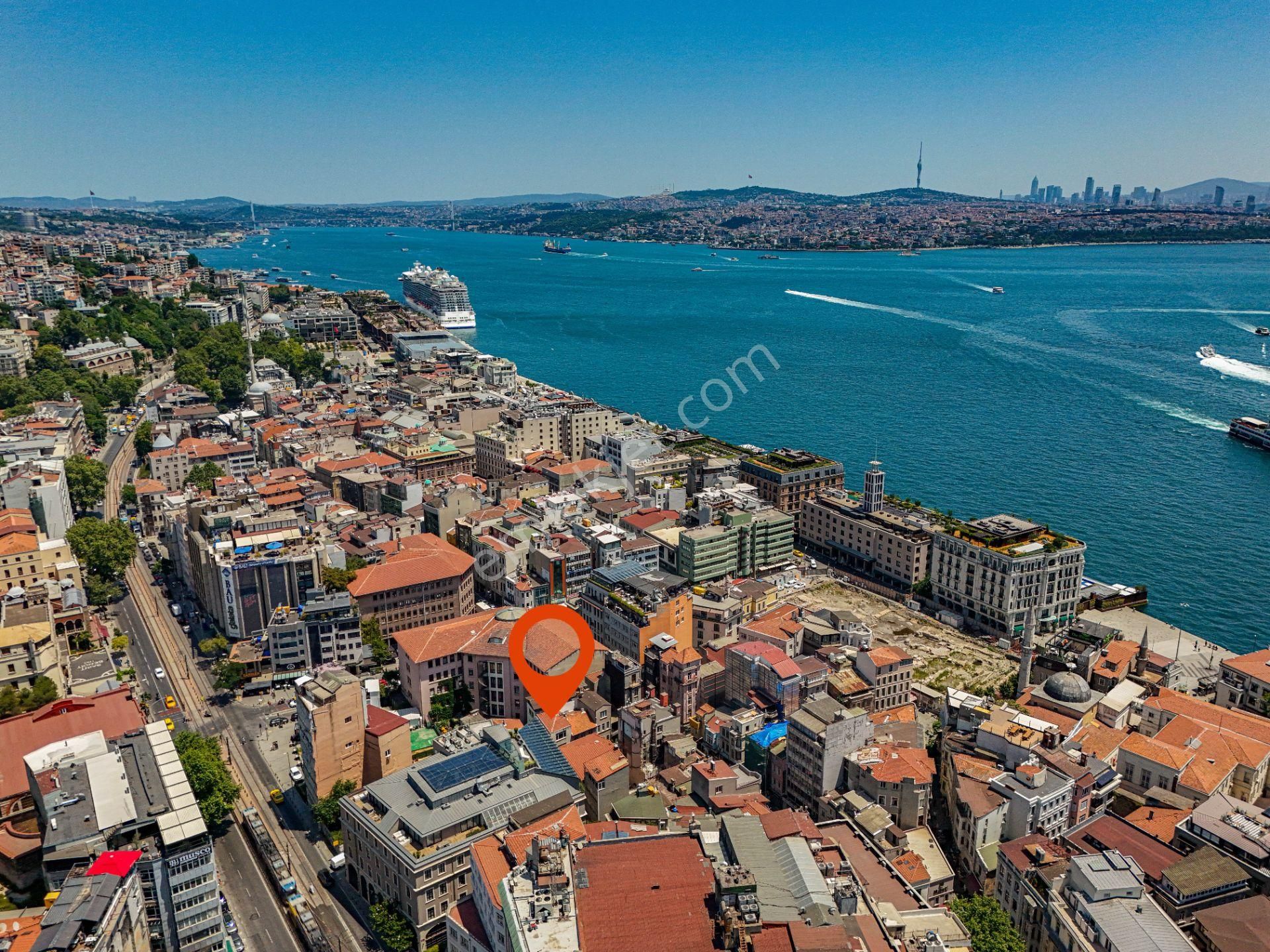 Satılık Bina Fırsat Şehrin Merkezinde Karaköy’de Merkezi Konumda