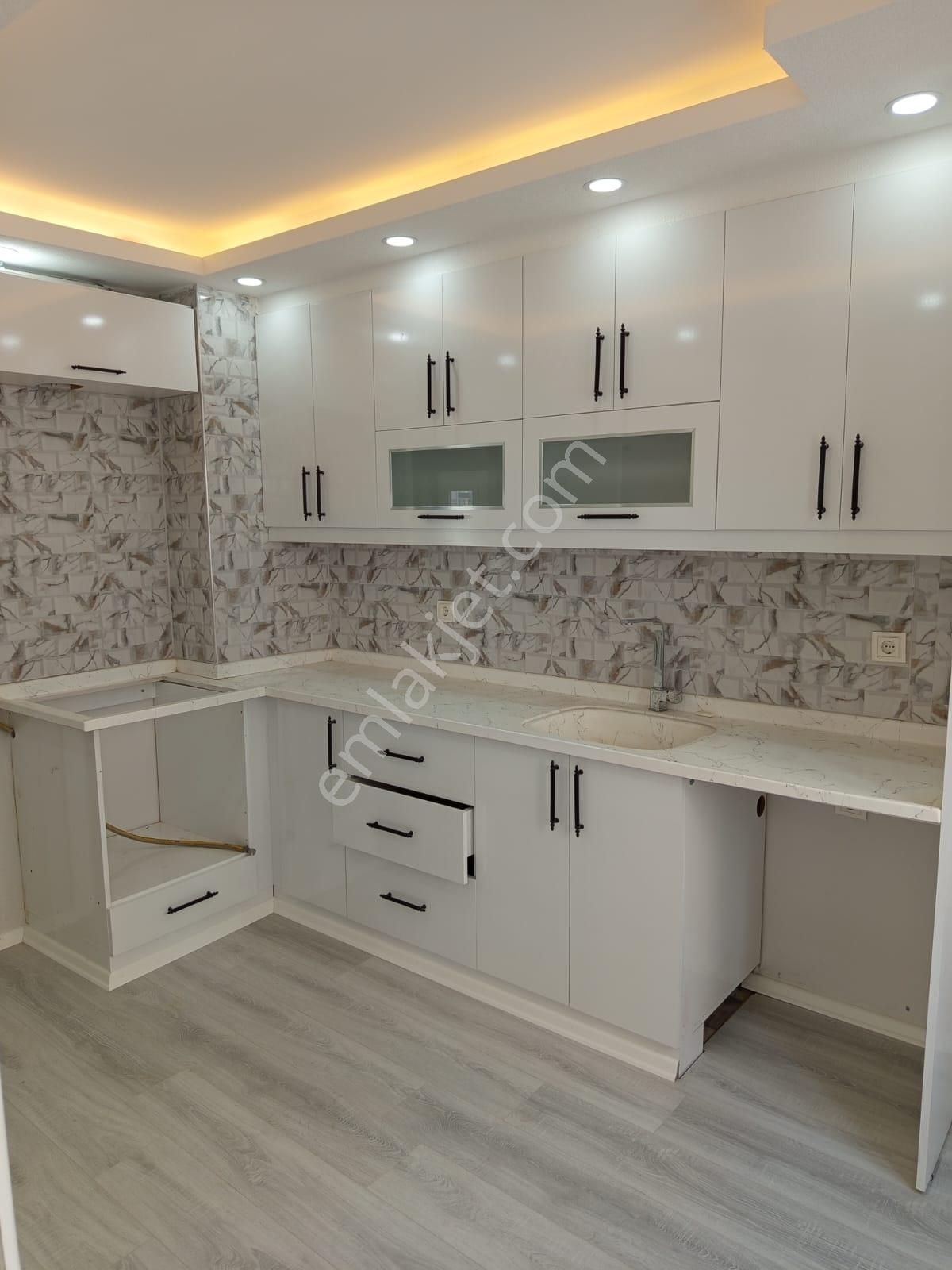 3+1huzurevleri 9-5katı Kgb Cephe İçi Sıfır Yapılı Kapalı Mutfak 2geniş Balkon Etrafı Açık Süperlüx